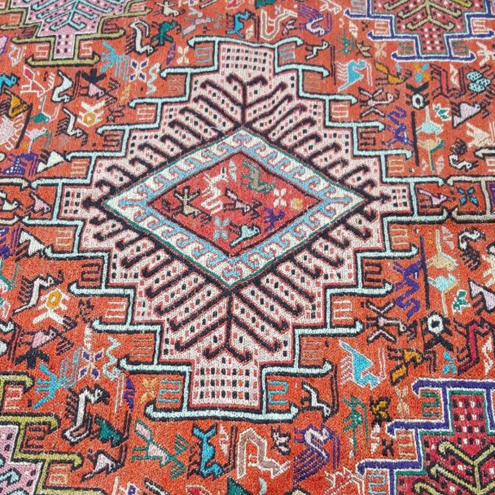 Kilim Hand Woven Wool & Silk Persian area rug